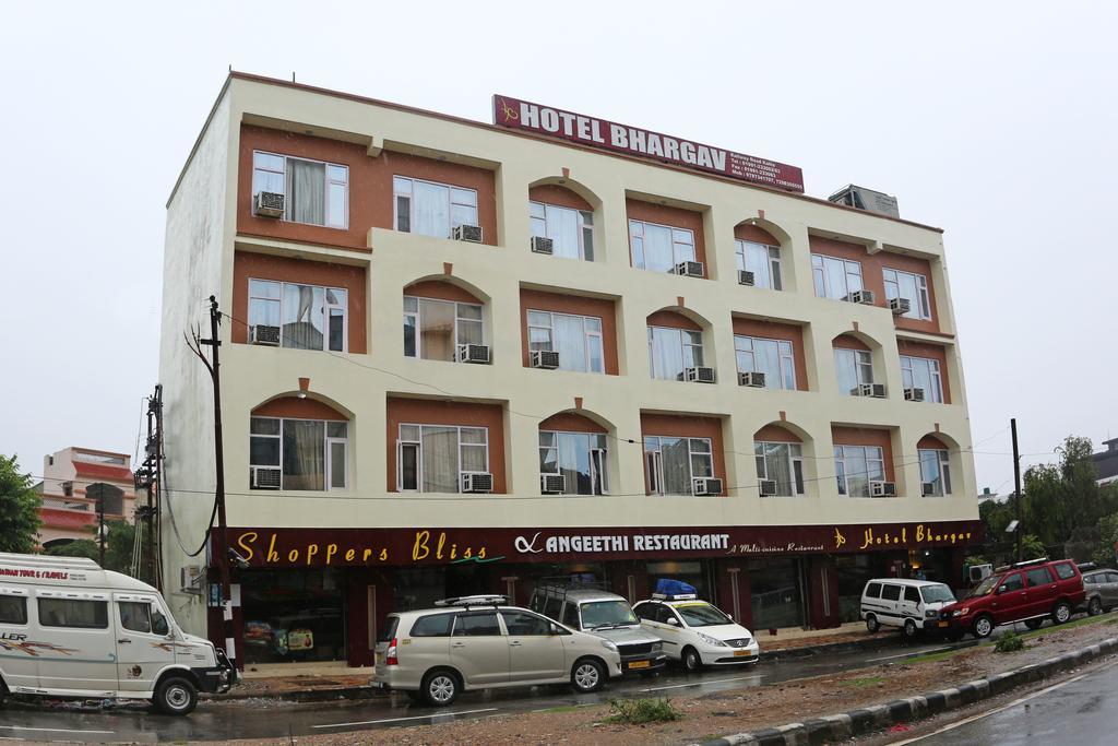 Hotel Bhargav Katra  Luaran gambar