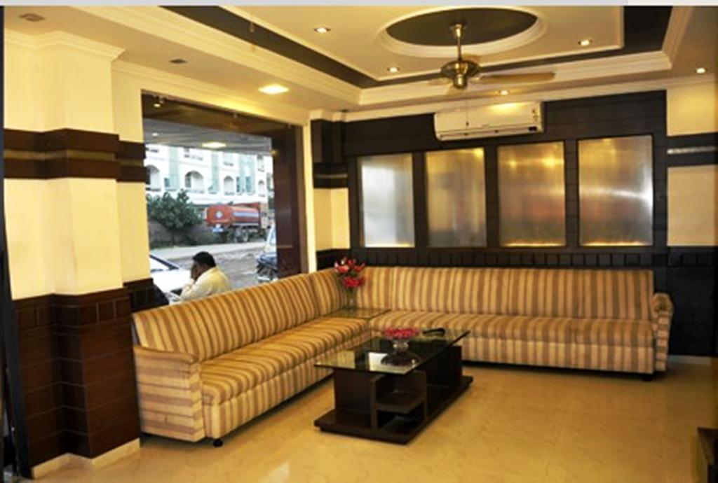 Hotel Bhargav Katra  Luaran gambar